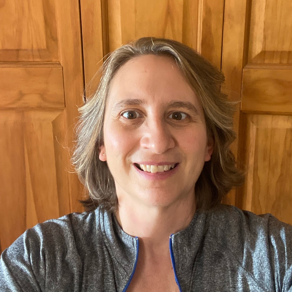 Meet your Posher, Amy